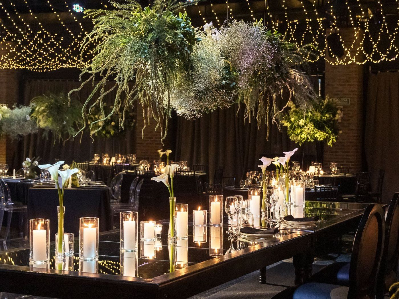 Ambientación Hidden Forest en el salón de Bayres Eventos